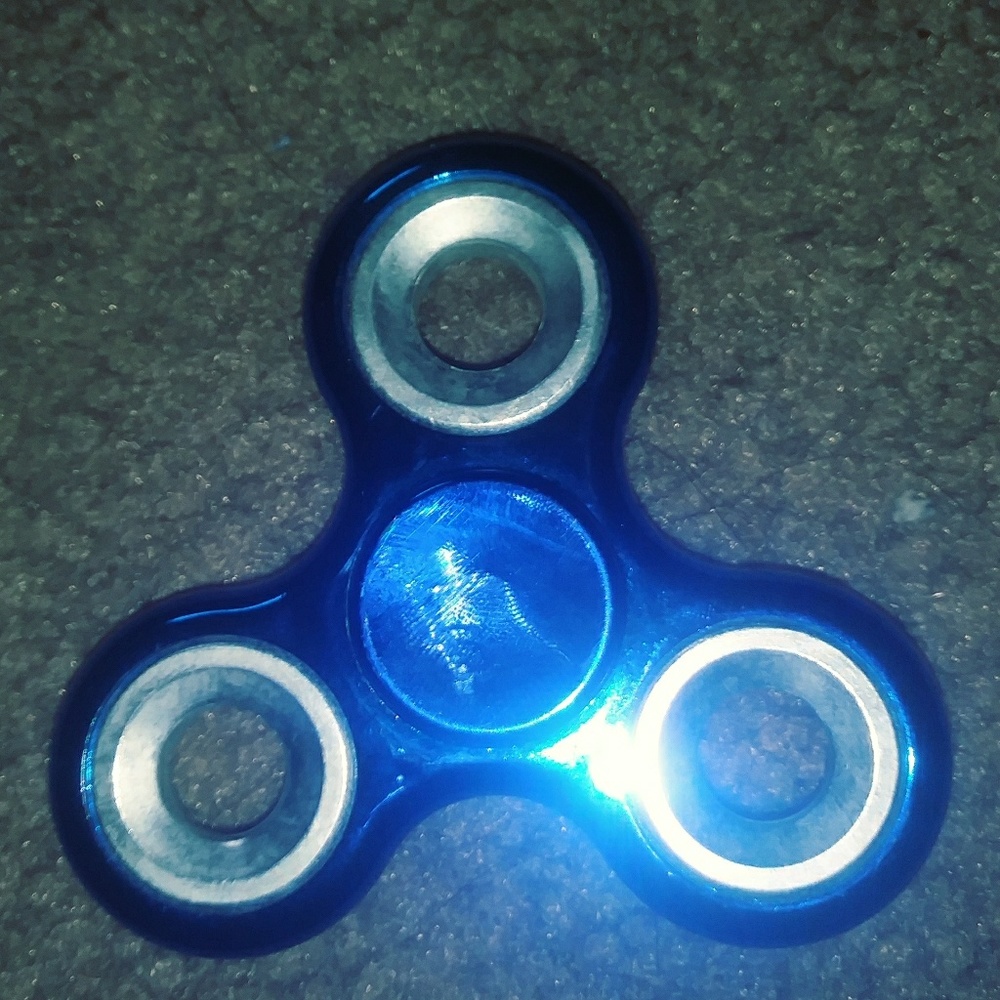 Fidget spinner